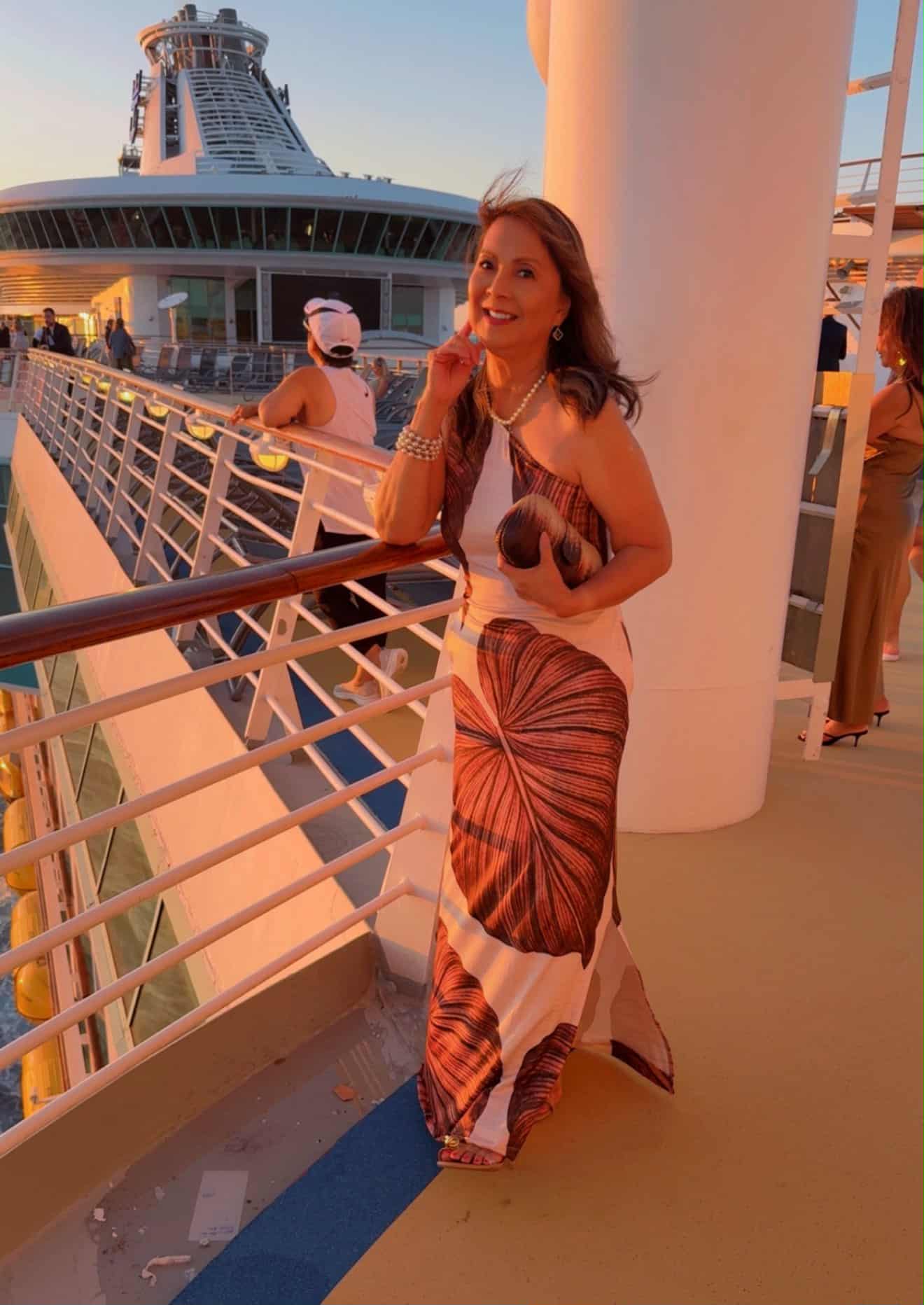 Come cruise with Dolly to Asia